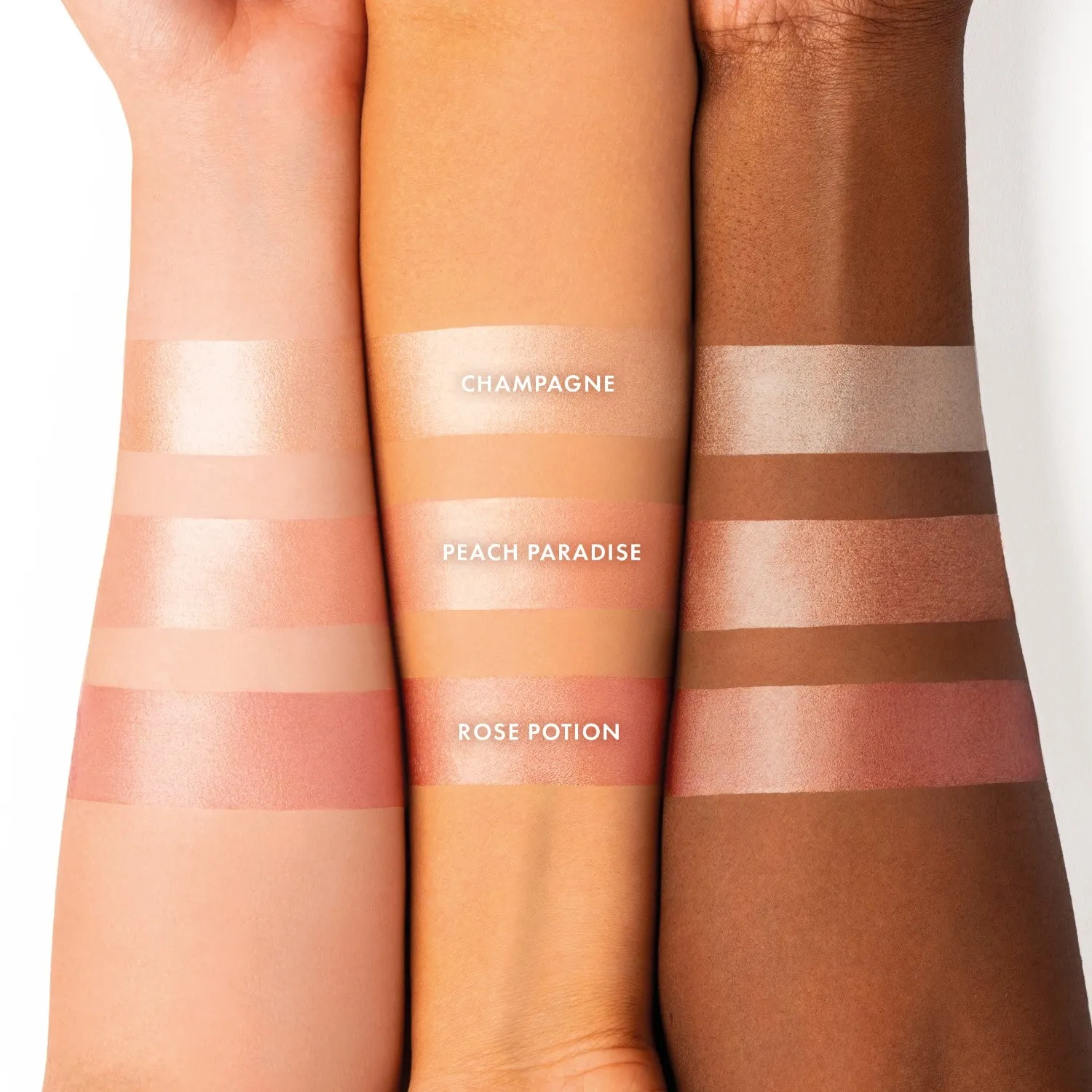 Iconic London Rollaway Glow illuminante Peach Paradise guance
