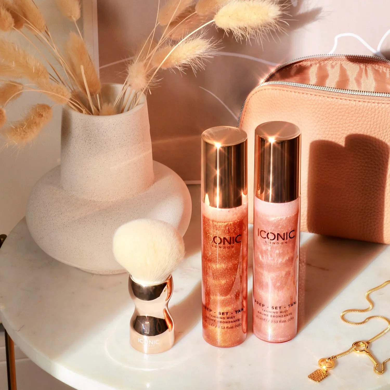 Iconic London Faux-Tan Face Bundle kit spray + pennello glow