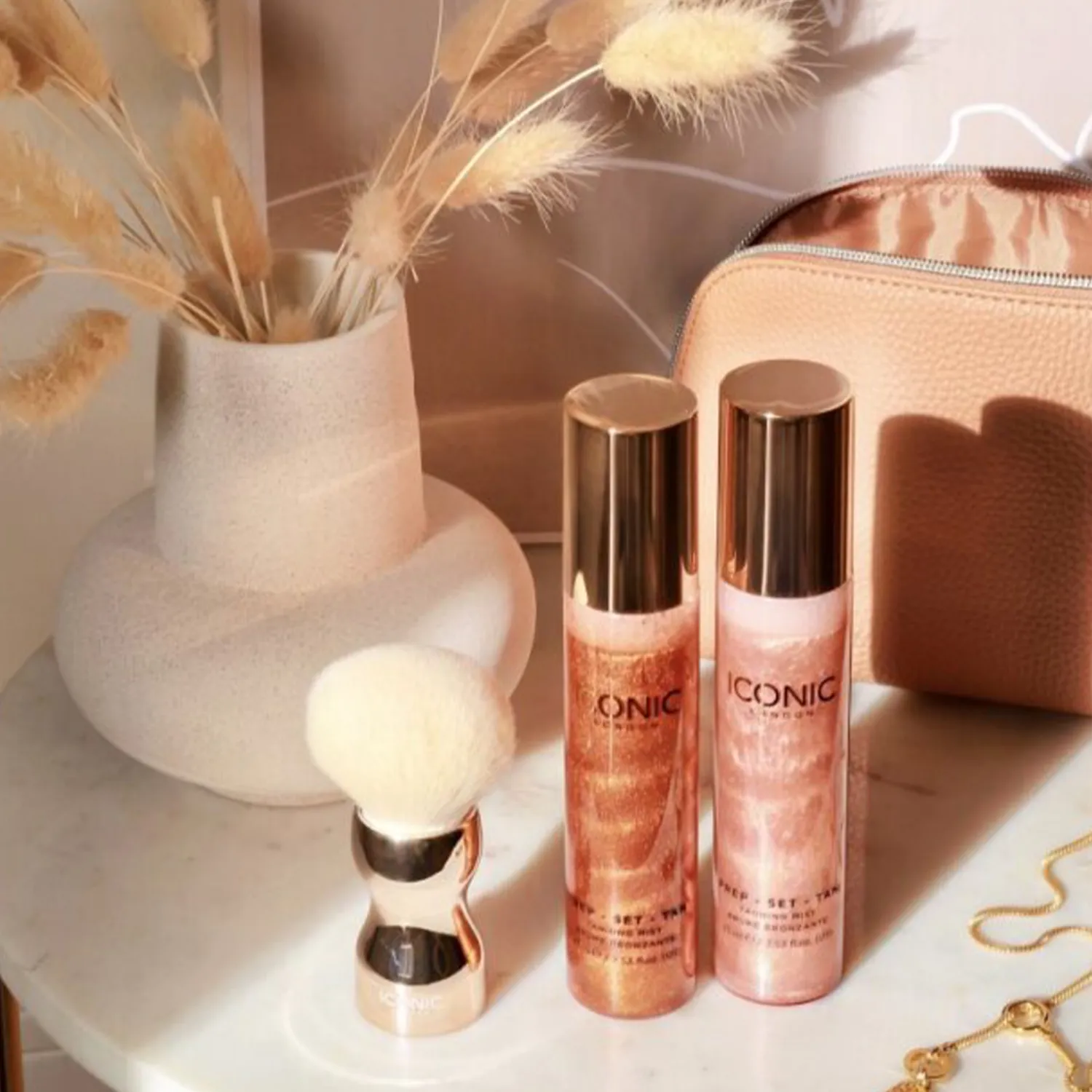 Iconic London Tan & Buff Brush pennello autoabbronzante viso corpo