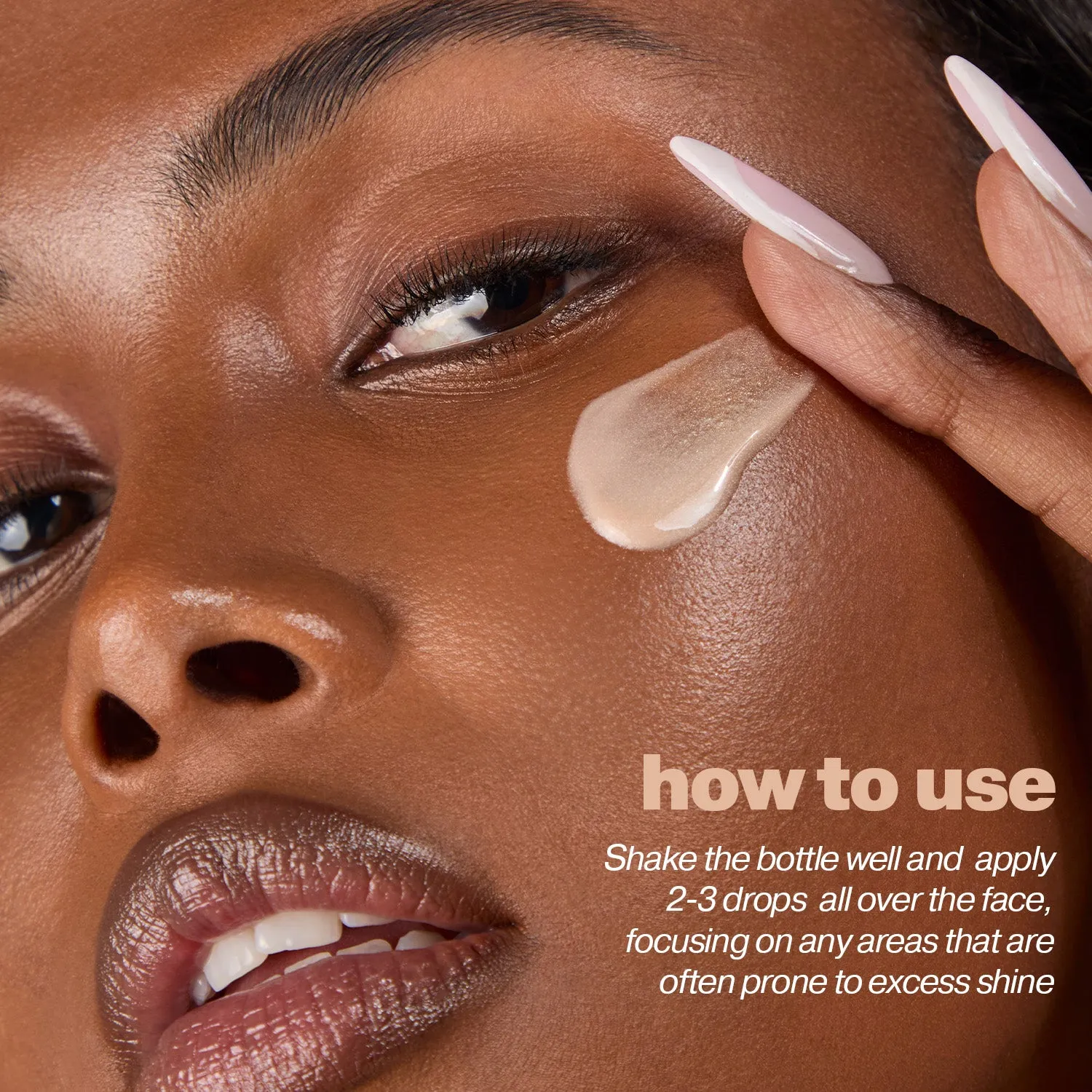 Iconic London Underglow primer viso sfocante illuminante