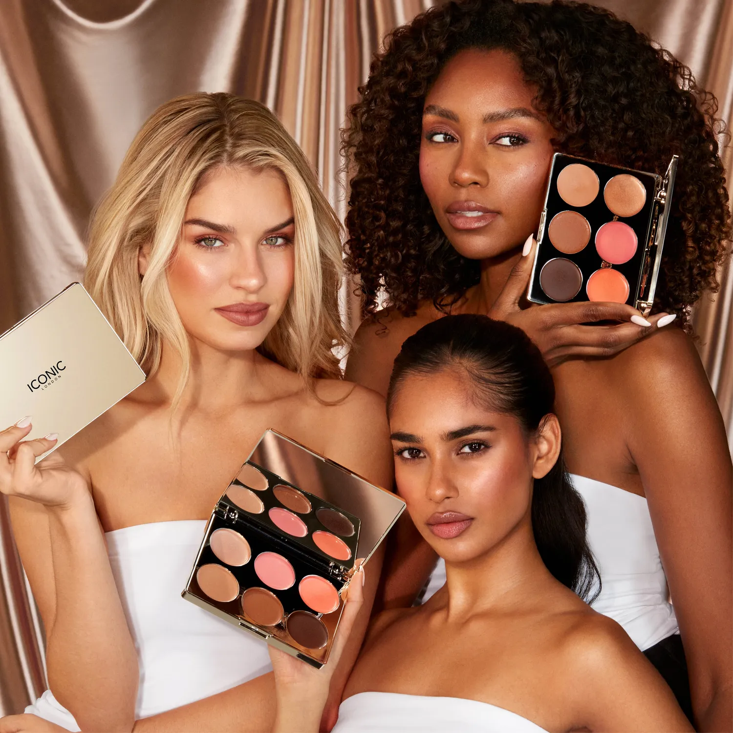 Iconic London Less Faff More Fab set palette + pennello viso