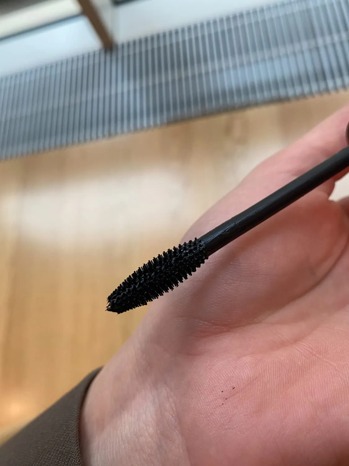 Wakeup Shout-Out mascara nero allungante e definente
