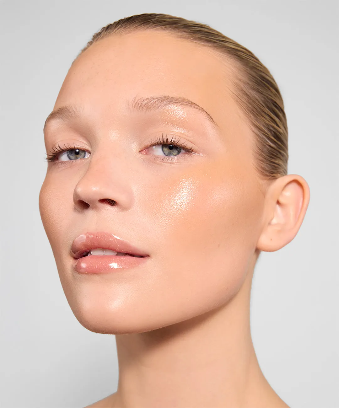 Refy Gloss Highlighter illuminante effetto vetro