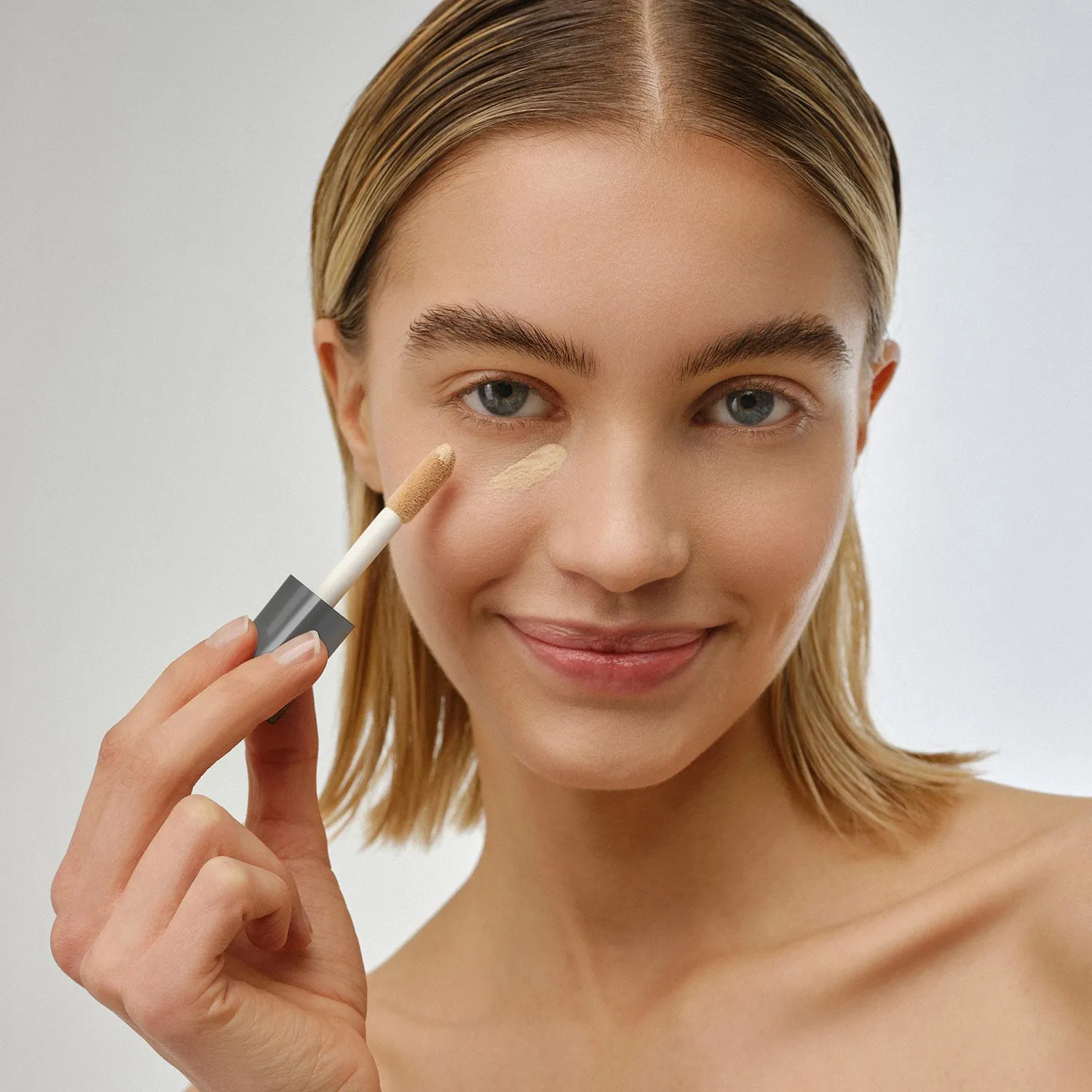 Infinity Make Up 16K Concealer correttore fluido coprente