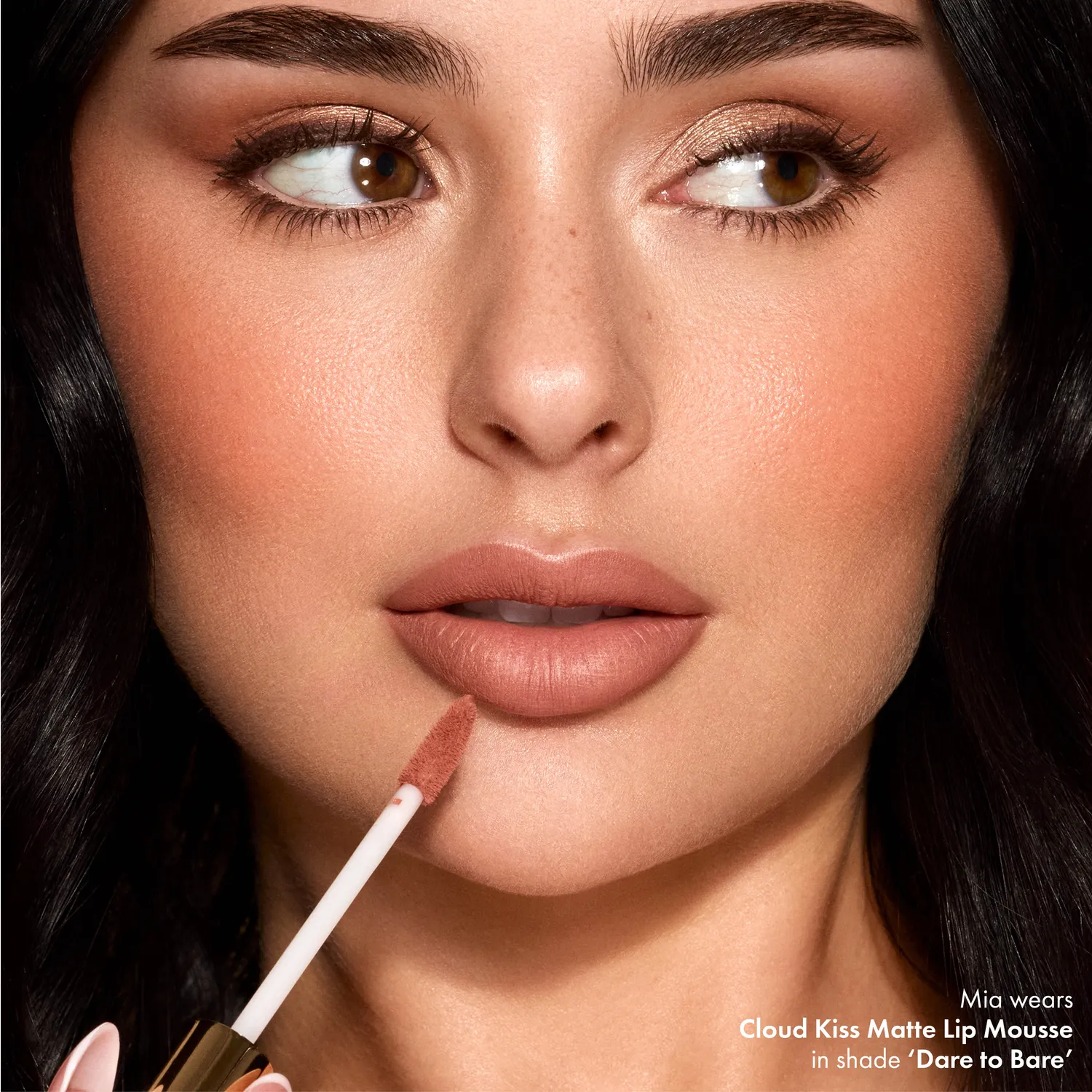 Iconic London Cloud Kiss rossetto mousse matte labbra