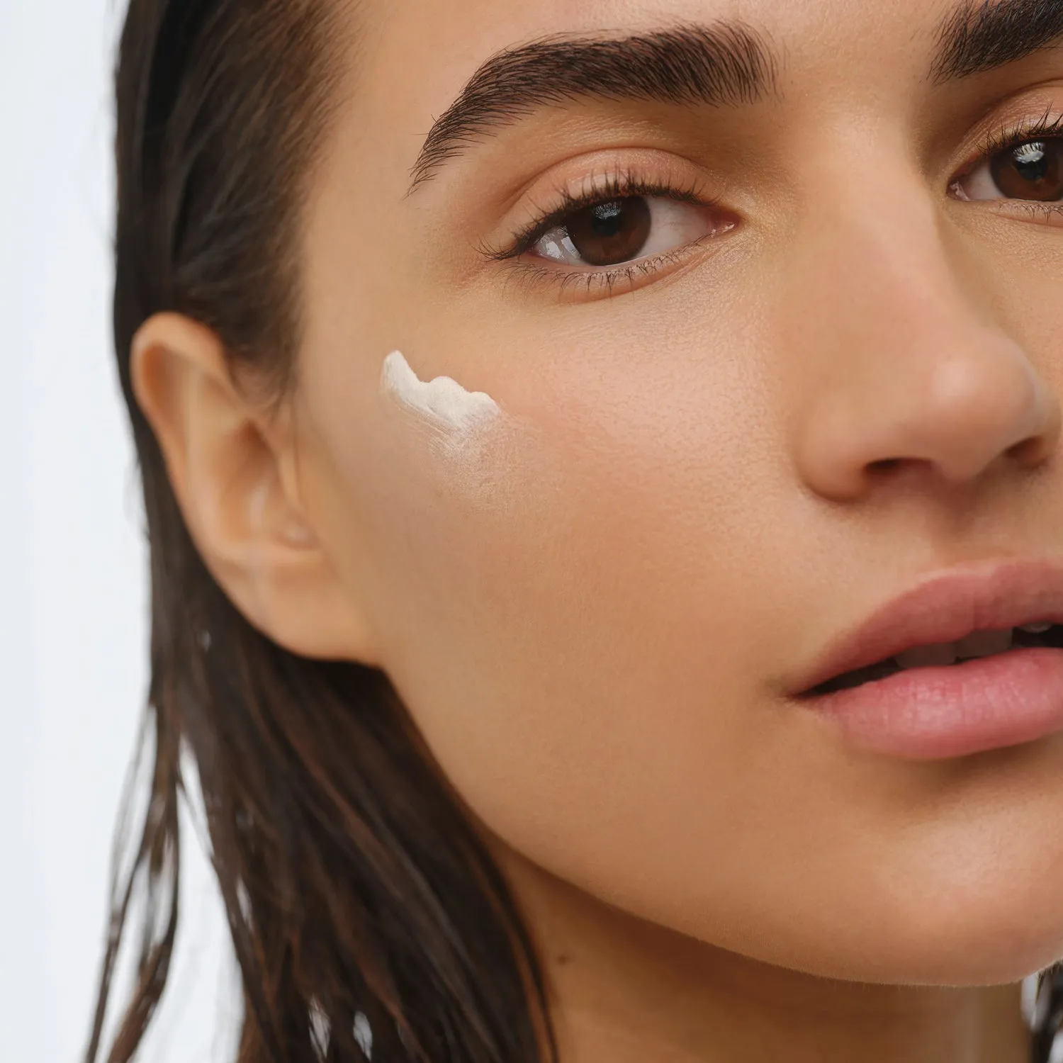 Infinity Make Up Change fondotinta adattivo Light viso opaco