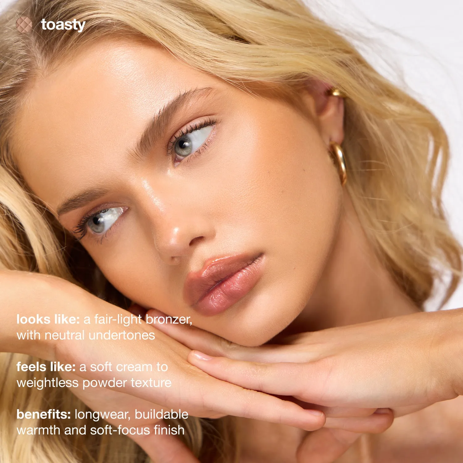 Iconic London Soft Touch Buildable Blurring Bronze bronzer Toasty glow
