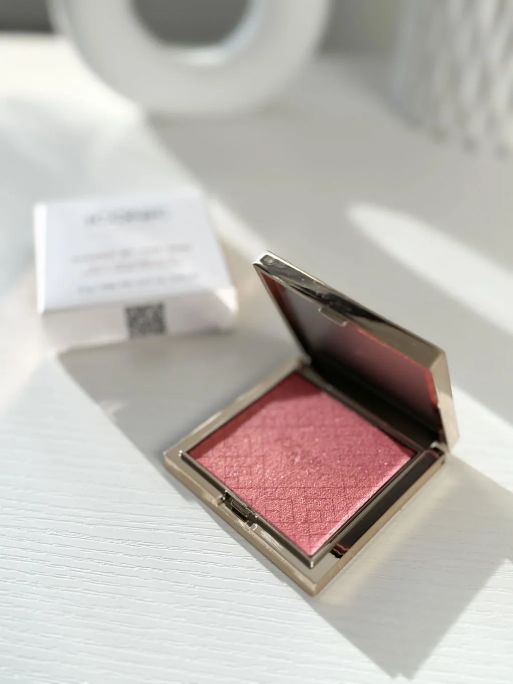 Iconic London Kissed By The Sun blush bronzer 3 in 1 glow